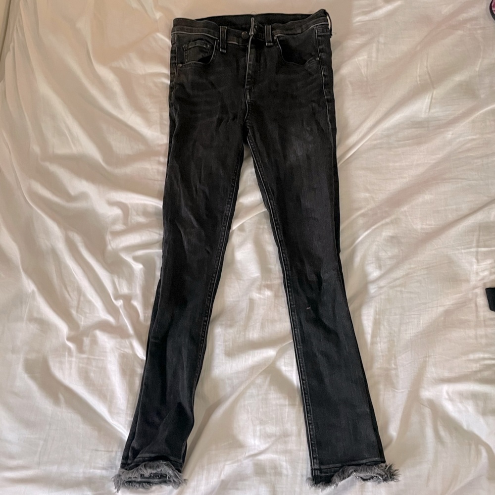 RAG & BONE BLACK CROPPED DISTRESSED/FRAYED HEM STRAIGHT LEG JEANS